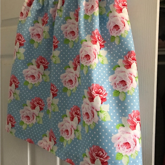 * SALE * Handmade elastic skirt with finished seams and hem! - Picture 4 of 4